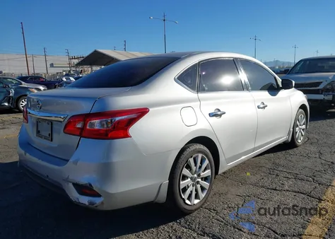 2017 Nissan Sentra S z USA, uszkodzony, nr VIN 3N1AB7AP9HY296059
